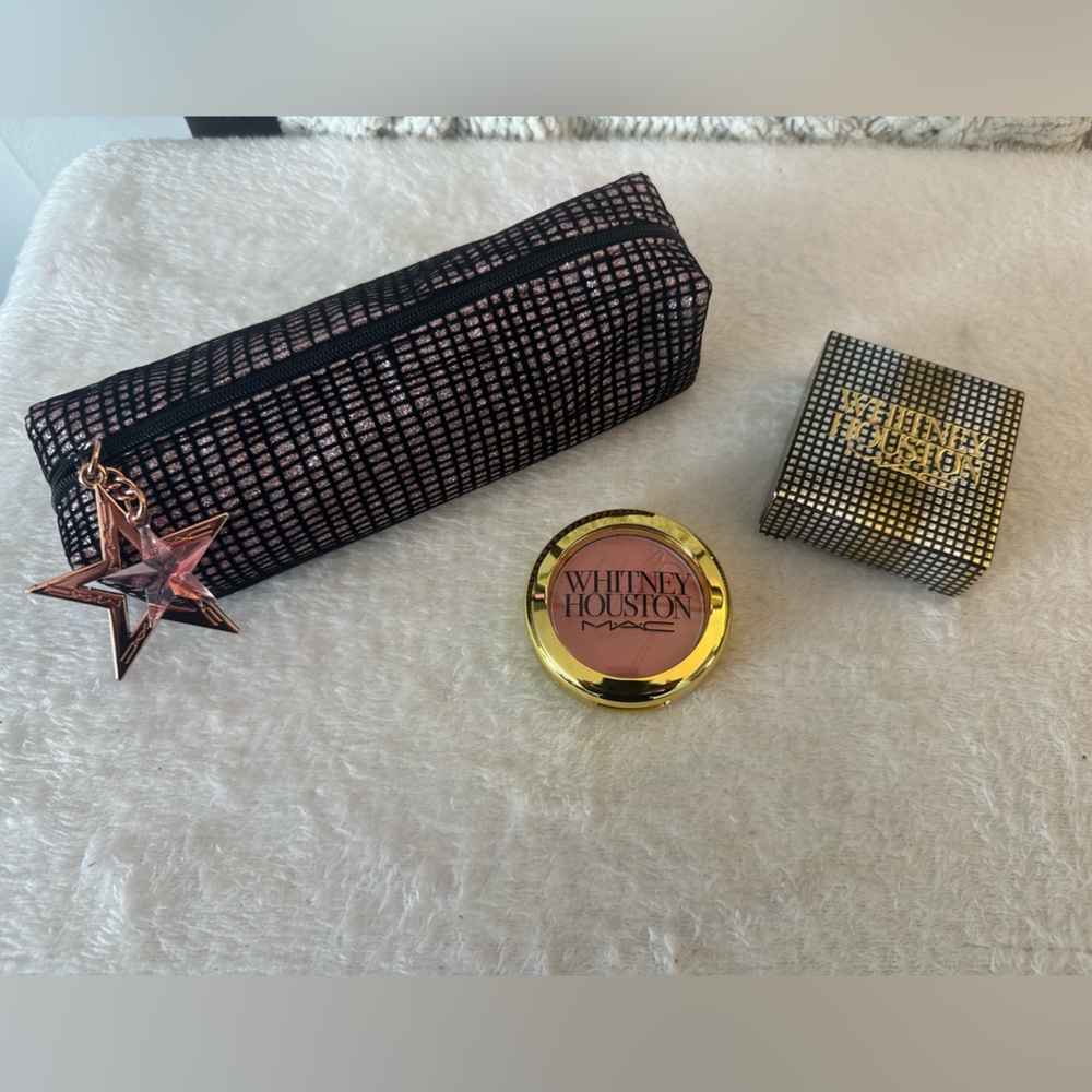 MAC Cosmetics Whitney Houston Powder Blush - Pink